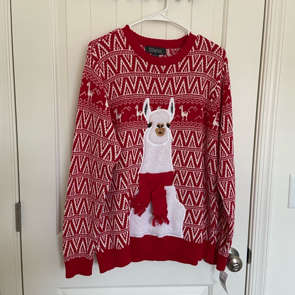 NWT | 33 Degrees men’s llama printed sweater —‎ large